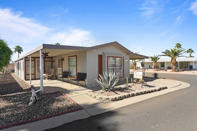 Move-in ready and fully furnished 2 bed, 2 bath home on a - photo 2