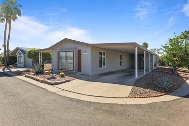 Move-in ready and fully furnished 2 bed, 2 bath home on a - photo 3