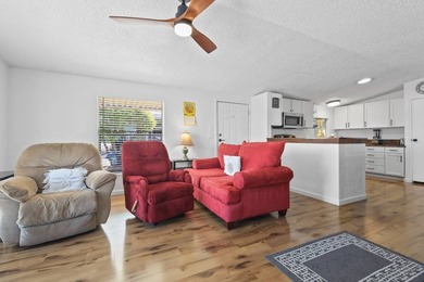 Move-in ready and fully furnished 2 bed, 2 bath home on a - photo 6