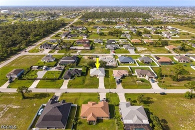 Welcome home to this beautifully maintained 3-bedroom + den - photo 41