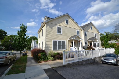 Hudson River Townhome/Townhouse Sale Pending in Nyack New York