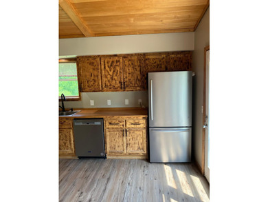Rare opportunity to own three separate single family homes on - photo 15