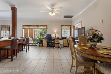 Welcome to 918 N Country Club Lane - a beautifully maintained - photo 20