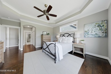 Stunning, free-flowing open-concept residence offering refined - photo 22