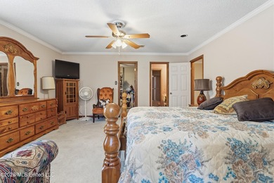 Welcome to 918 N Country Club Lane - a beautifully maintained - photo 29
