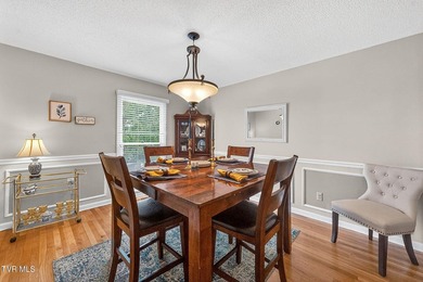 This elegant traditional brick home offers 4 bedrooms and 3.5 - photo 10