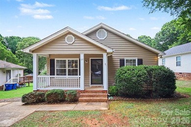 (private lake, pond, coastal) Home For Sale in Belmont North Carolina