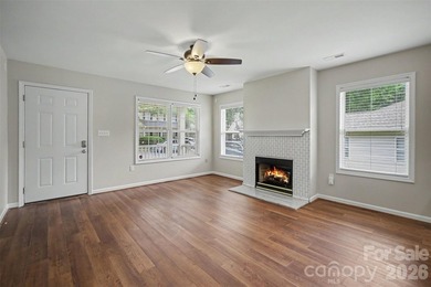 Beautifully renovated, walkable to downtown Belmont, in the - photo 5