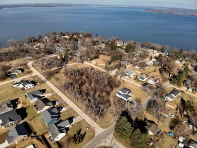 Lake Koshkonong Lot Active Under Contract in Edgerton Wisconsin