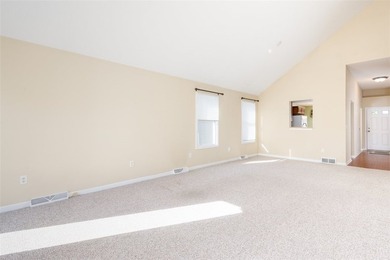 Welcome to this inviting low-maintenance 2 bedroom, 2 bath patio - photo 11
