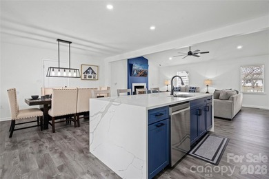 Welcome to luxury living in the highly sought-after Woodbridge - photo 12