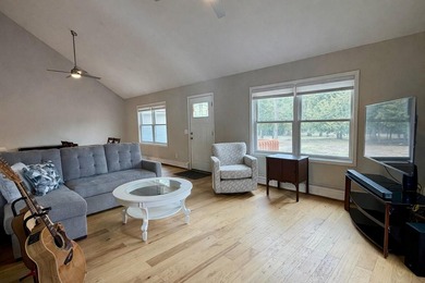 Beautifully remodeled Mackinaw City home just a short walk to - photo 13