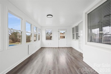Welcome to luxury living in the highly sought-after Woodbridge - photo 15