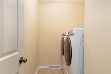 Welcome to this inviting low-maintenance 2 bedroom, 2 bath patio - photo 17