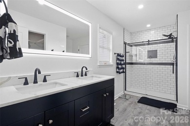 Welcome to luxury living in the highly sought-after Woodbridge - photo 20