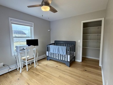 Beautifully remodeled Mackinaw City home just a short walk to - photo 20
