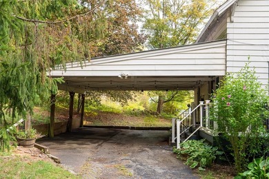 Dunraven - a beautifully preserved c.1923 American Craftsman - - photo 29