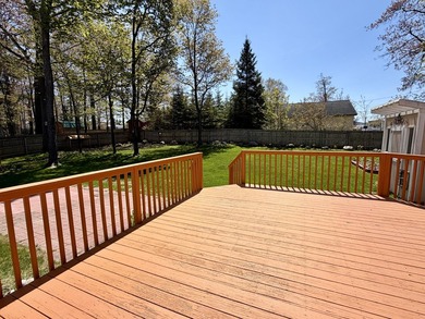 Beautifully remodeled Mackinaw City home just a short walk to - photo 30