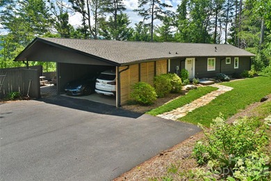 Welcome to this exceptional 5-bedroom, 4-bathroom home located - photo 38