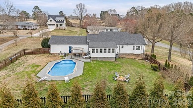 Welcome to luxury living in the highly sought-after Woodbridge - photo 39