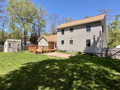 Beautifully remodeled Mackinaw City home just a short walk to - photo 41