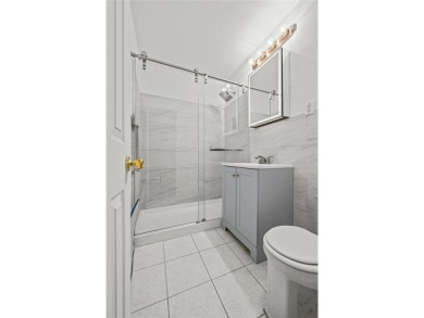 Space, light and location with a fresh modern edge

Modern