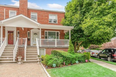 Welcome to 2015 Narragansett Avenue located in the desirable - photo 1