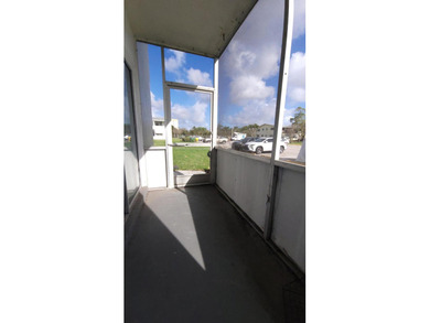 Welcome to the paradise of South Florida, resort-style social - photo 18