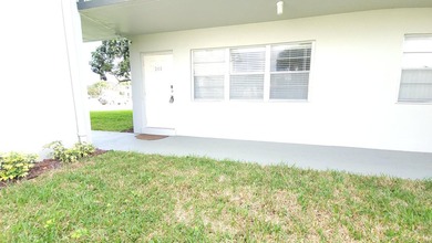 Welcome to the paradise of South Florida, resort-style social - photo 21