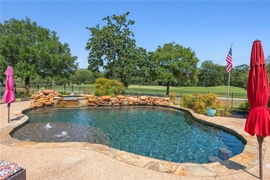 Enter into timeless elegance with this exquisite 3 bedroom, 2.5 - photo 31