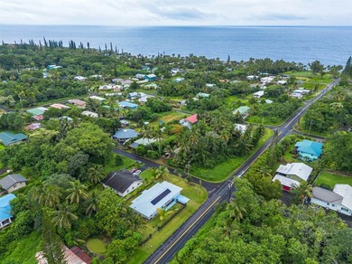 This flexible single-level home offers 3 bedrooms and 2 - photo 3