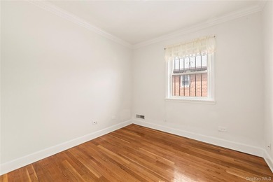Located in the desirable Bay Terrace neighborhood, this Hi-Ranch - photo 14