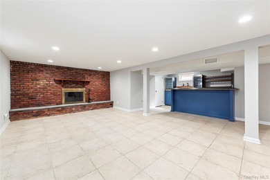 Located in the desirable Bay Terrace neighborhood, this Hi-Ranch - photo 17