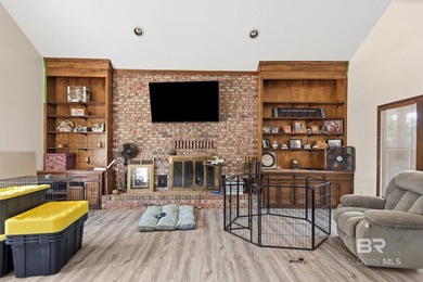 20 Canterbury Road in Monroeville-a wonderful opportunity to - photo 5