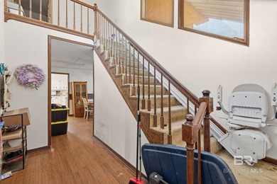 20 Canterbury Road in Monroeville-a wonderful opportunity to - photo 7