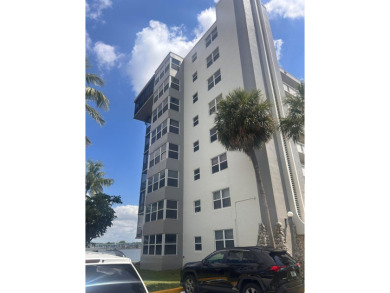 Lake Condo For Sale in Miami, Florida