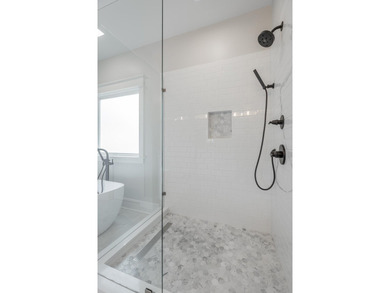 Welcome to 808 Hyatte Road! This newly constructed custom home - photo 22