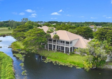 Fully upgraded 4BR/3.5BA pool home within prestigious Palm Beach - photo 24