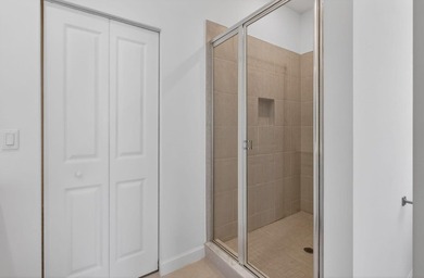 GORGEOUS CORNER UNIT W/ OPEN FLOOR PLAN & PLENTY OF WINDOWS - photo 33