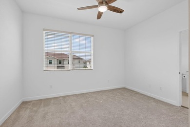 GORGEOUS CORNER UNIT W/ OPEN FLOOR PLAN & PLENTY OF WINDOWS - photo 37