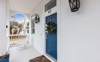Located in a prestigious Blue Mountain Beach neighborhood with - photo 4