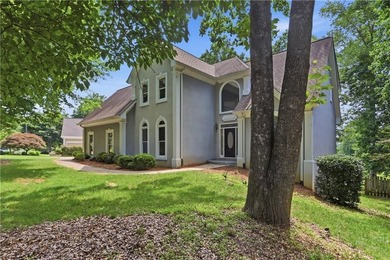 Enjoy stunning golf course views from this spacious home in the - photo 2