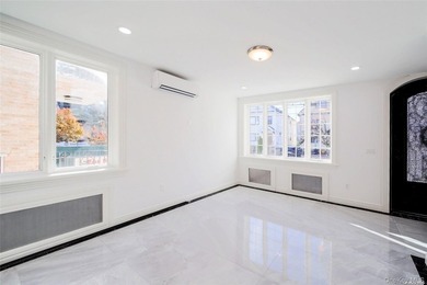 Investment delight ,good rental income $11,000 per mon rental - photo 3