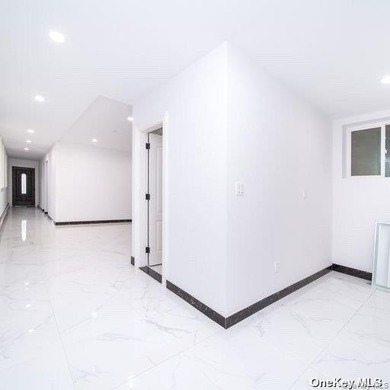 Investment delight ,good rental income $11,000 per mon rental - photo 9