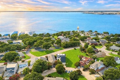 Lake Ray Hubbard Home For Sale in Rockwall Texas