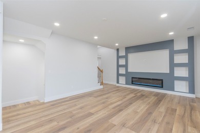 Brand new construction in Top Sail Bay subdivision featuring - photo 6