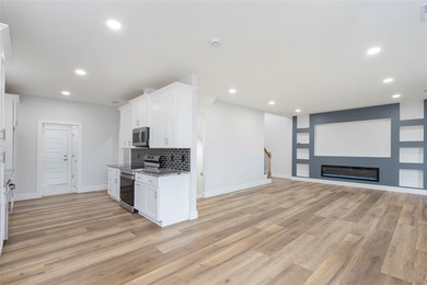 Brand new construction in Top Sail Bay subdivision featuring - photo 10