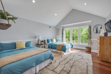 Set across 4.3 acres, this bright, beautifully finished Sag - photo 23