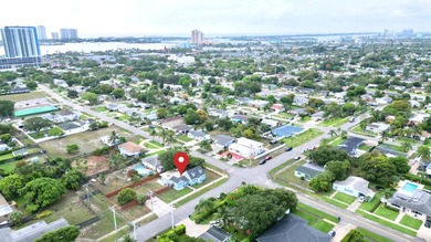 Completely remodeled inside and out-move-in ready! This - photo 8