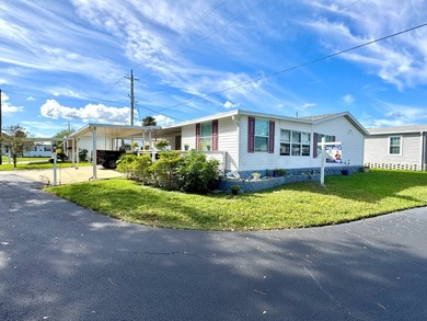 Partially furnished and move-in ready - just bring your - photo 1
